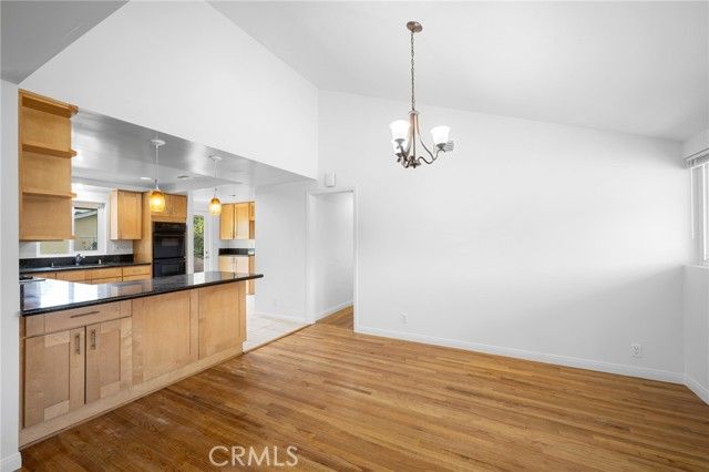 7948 De Soto, Canoga Park (los Angeles), CA 91304