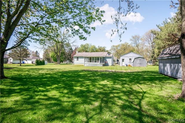 6277 Townline Road, Pendleton, NY 14120