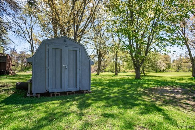 6277 Townline Road, Pendleton, NY 14120