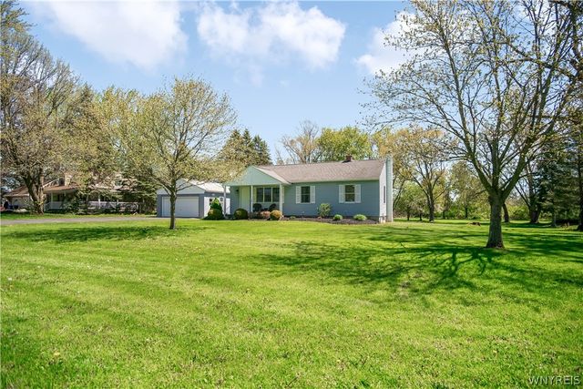6277 Townline Road, Pendleton, NY 14120