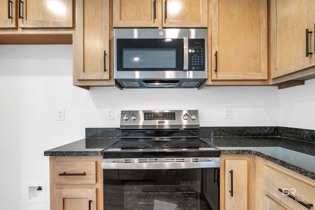 22037 8th Street, Silverhill, AL 36576