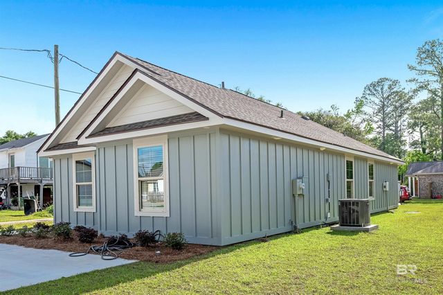 22037 8th Street, Silverhill, AL 36576