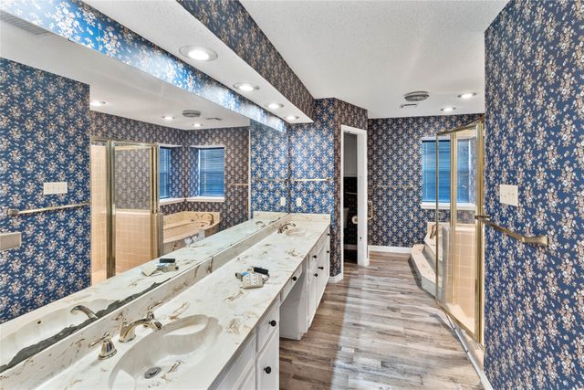 2533 Woodlake Drive, Abilene, TX 79606