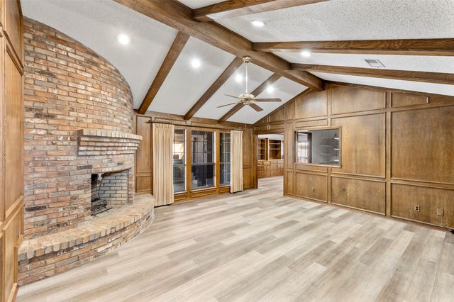 2533 Woodlake Drive, Abilene, TX 79606