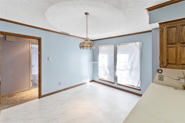 2533 Woodlake Drive, Abilene, TX 79606