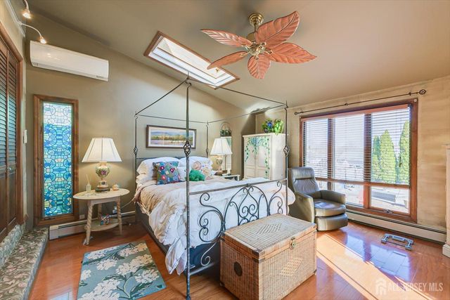 110 Normandy Road, Colonia, NJ 07067