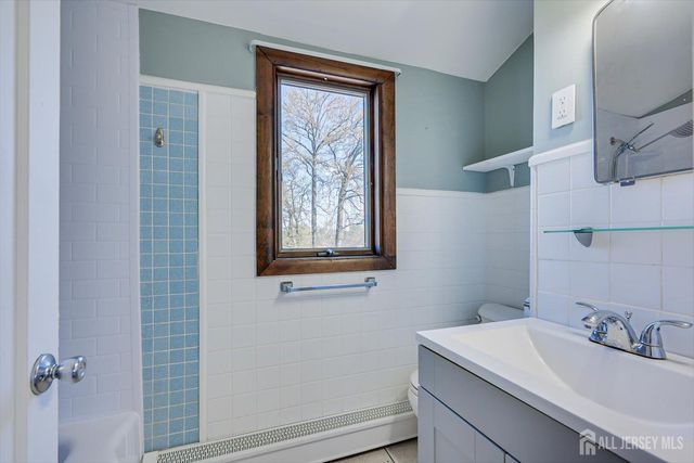 110 Normandy Road, Colonia, NJ 07067