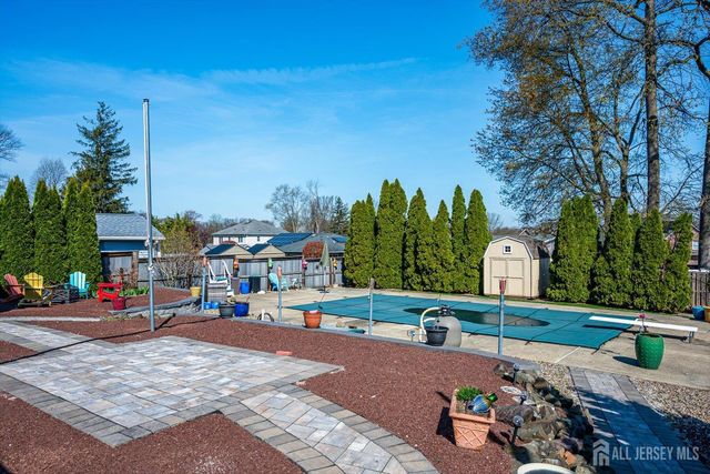 110 Normandy Road, Colonia, NJ 07067