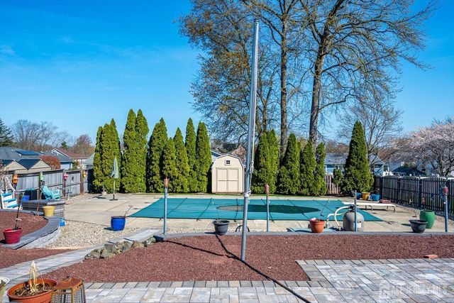 110 Normandy Road, Colonia, NJ 07067