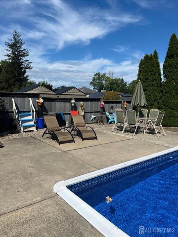 110 Normandy Road, Colonia, NJ 07067