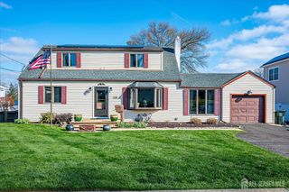 110 Normandy Road, Colonia, NJ 07067