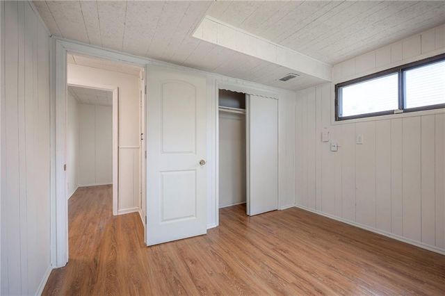 2903 NE 56th Terrace, Kansas City, MO 64119