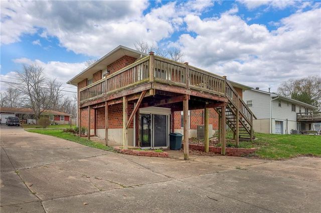 2903 NE 56th Terrace, Kansas City, MO 64119