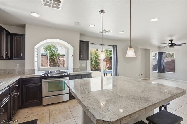 5976 Lazy Creek Avenue, Las Vegas, NV 89139