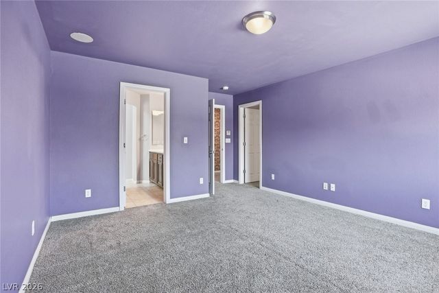5976 Lazy Creek Avenue, Las Vegas, NV 89139