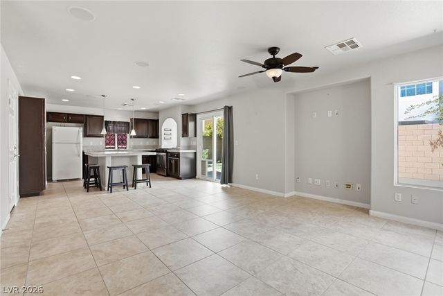 5976 Lazy Creek Avenue, Las Vegas, NV 89139