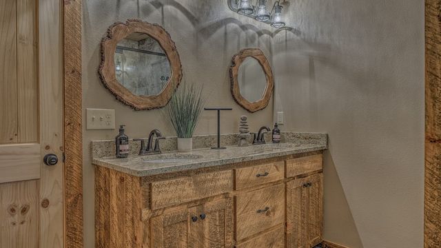 149 Heritage Drive, Mineral Bluff, GA 30559