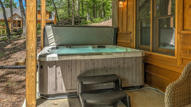 149 Heritage Drive, Mineral Bluff, GA 30559