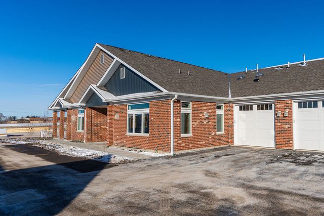 561 Stearn Drive 561, Genoa, IL 60135