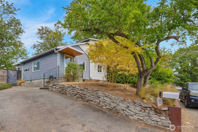 3112 S Hudson Street, Seattle, WA 98108