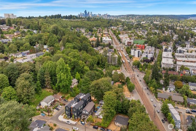 3112 S Hudson Street, Seattle, WA 98108