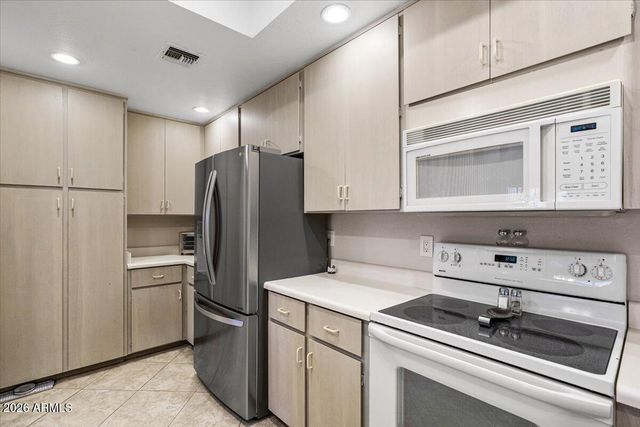 4525 N 66 Street 2, Scottsdale, AZ 85251