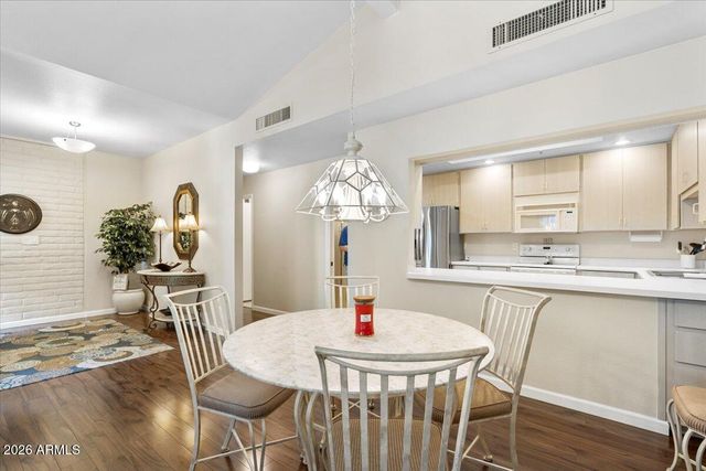 4525 N 66 Street 2, Scottsdale, AZ 85251