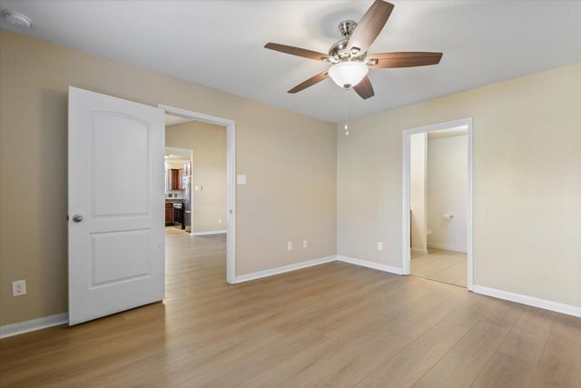 412 Hawks View Drive, La Marque, TX 77568