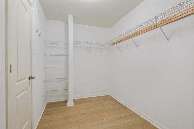 412 Hawks View Drive, La Marque, TX 77568