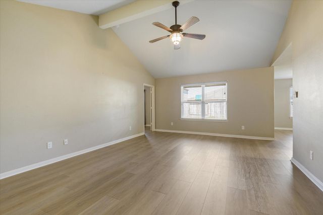 412 Hawks View Drive, La Marque, TX 77568