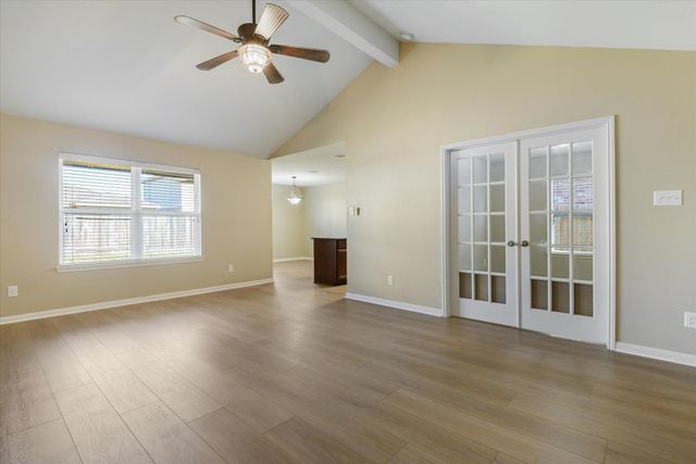 412 Hawks View Drive, La Marque, TX 77568