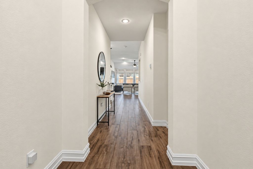 804 Sweeping Butte Drive, Fort Worth, TX 76052 — photo 4