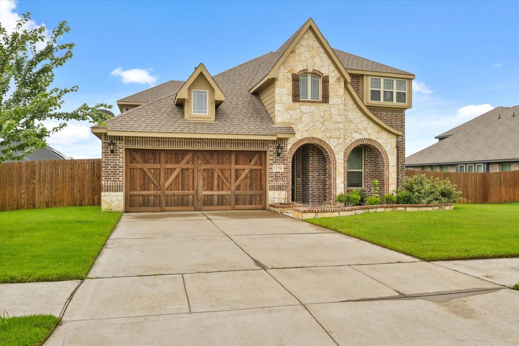 1156 Richard Pittmon Drive, Desoto, TX 75115