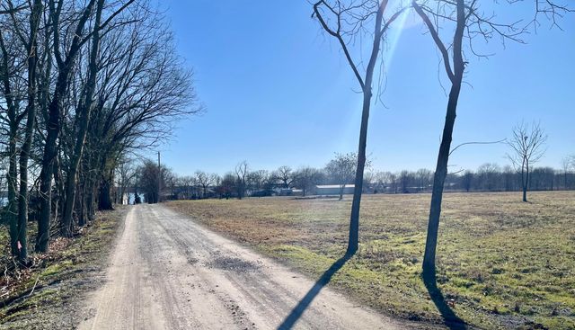 25177 S 613 Road, Grove, OK 74344