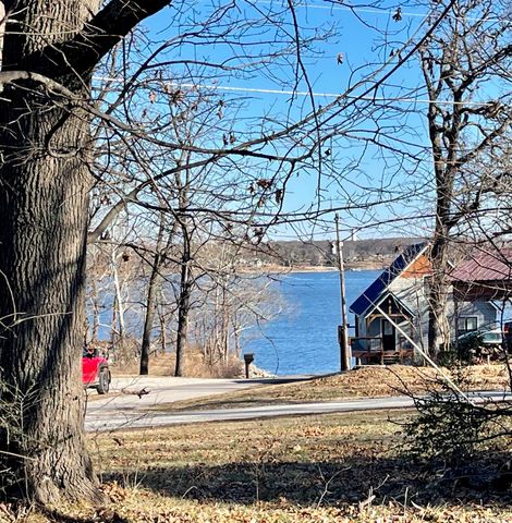 25177 S 613 Road, Grove, OK 74344