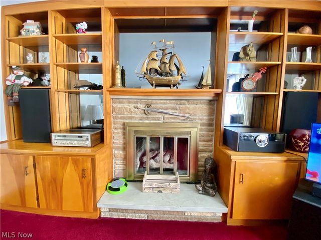 9976 Shepard Road, Macedonia, OH 44056