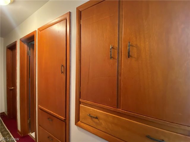 9976 Shepard Road, Macedonia, OH 44056