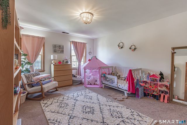 33 Country Club Woods Circle, Waterbury, CT 06708