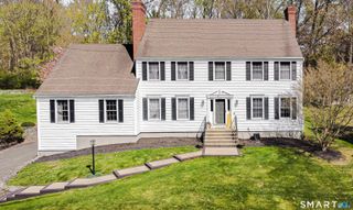 33 Country Club Woods Circle, Waterbury, CT 06708