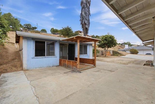 6568 Radio Drive, San Diego, CA 92114