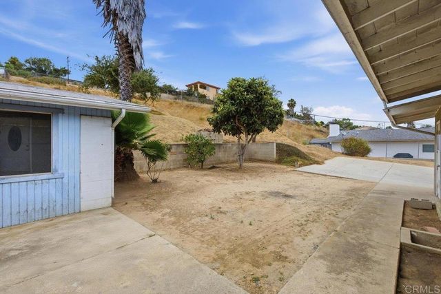 6568 Radio Drive, San Diego, CA 92114
