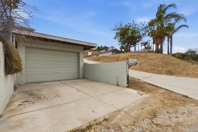 6568 Radio Drive, San Diego, CA 92114