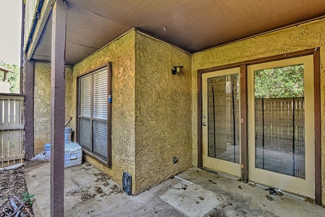 1906 Emerald Place 1214, Arlington, TX 76011