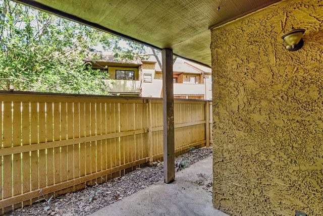 1906 Emerald Place 1214, Arlington, TX 76011