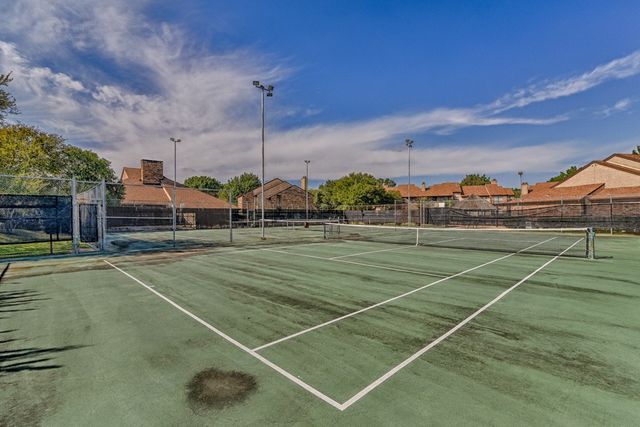 1906 Emerald Place 1214, Arlington, TX 76011