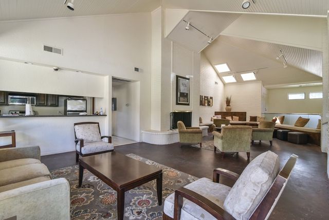 1906 Emerald Place 1214, Arlington, TX 76011