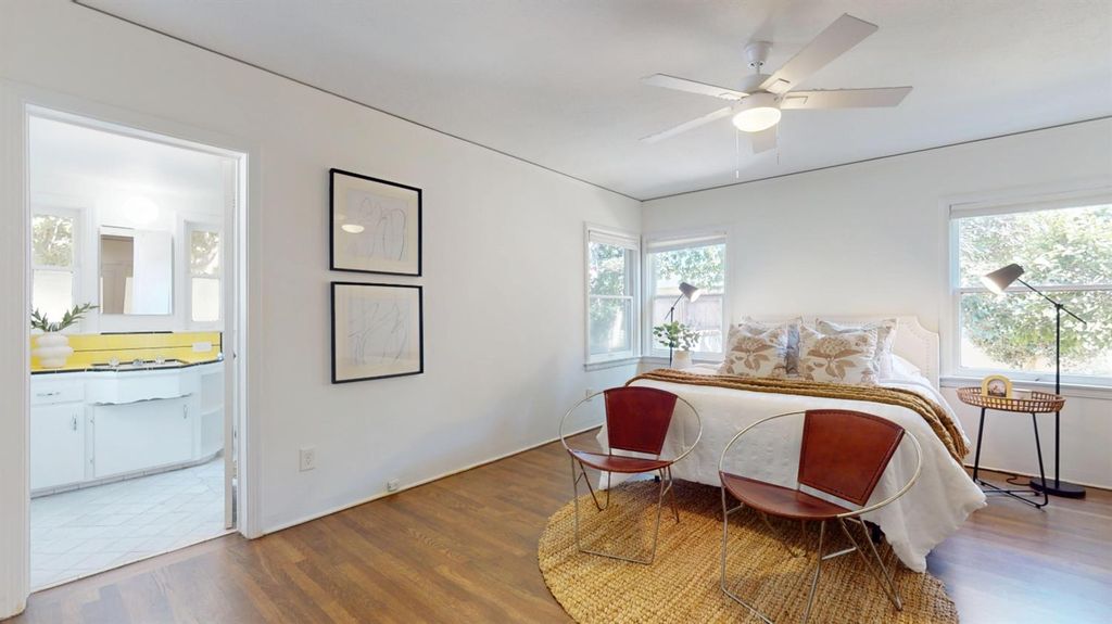 Image 15 of property listing at 1481 N Adoline Avenue, Fresno, CA 93728