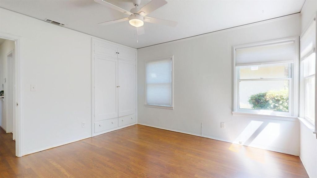 Image 18 of property listing at 1481 N Adoline Avenue, Fresno, CA 93728