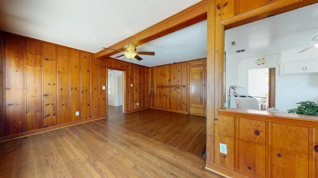 Image 25 of property listing at 1481 N Adoline Avenue, Fresno, CA 93728