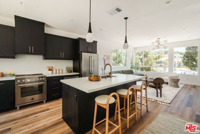 3860 N Riley Lane, Los Angeles, CA 90065